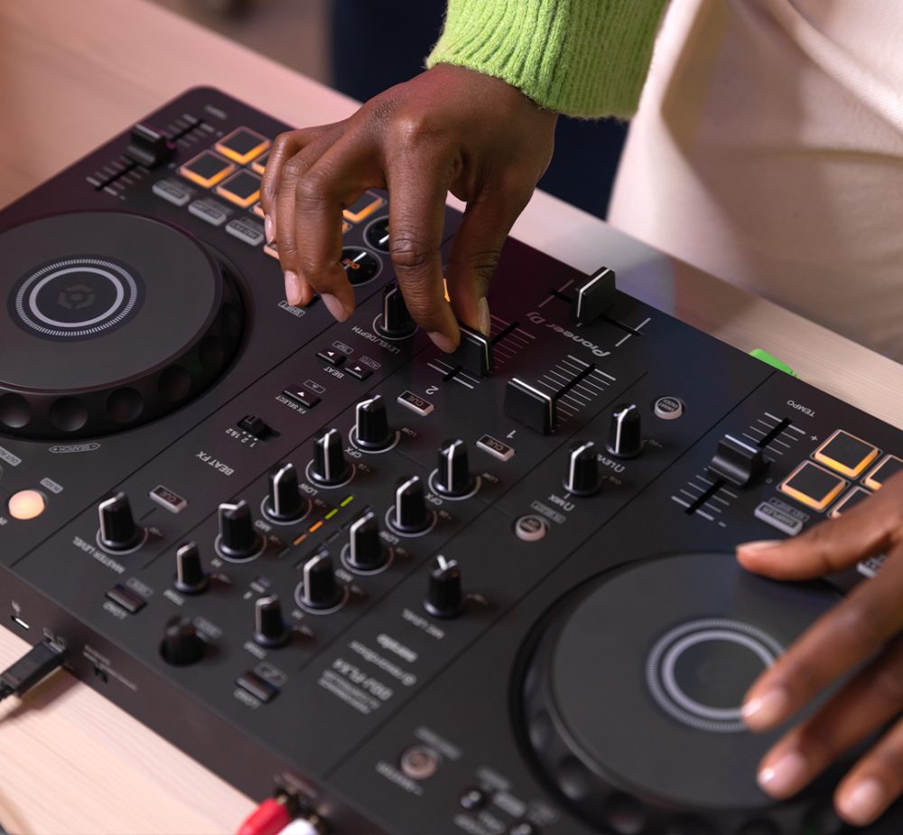 קונטרולר Pioneer DDJ-FLX4 — תמונה 6